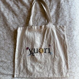 Vuori Tote Bag